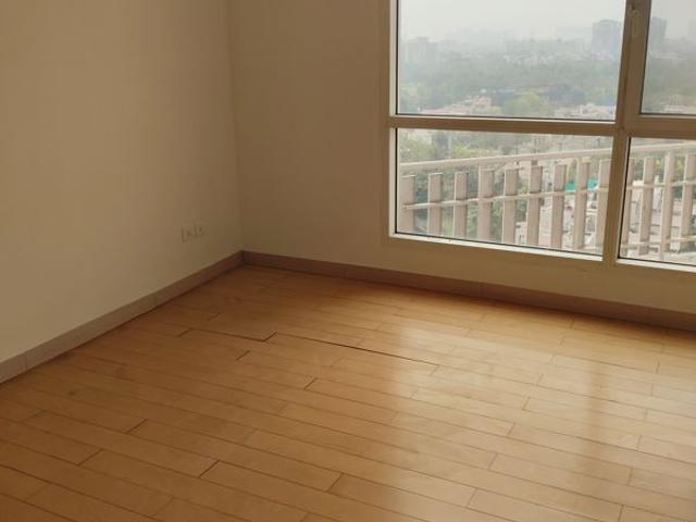 Flat for rent in Hazipur, Noida