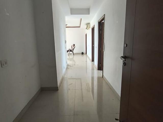 Flat for rent in Hazipur, Noida