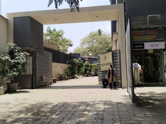 Flat for rent in Dadar West, Mumbai City District