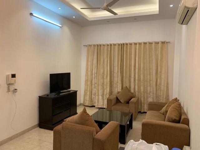 Property for rent in Deri