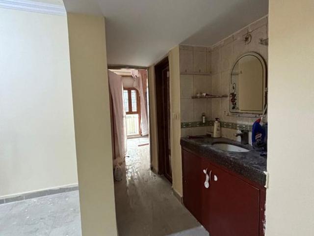 Flat for rent in South West Delhi, Deri