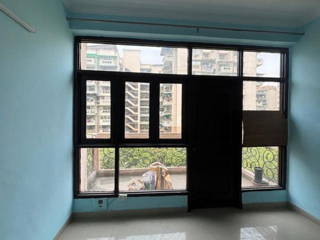 Flat for rent in South West Delhi, Deri