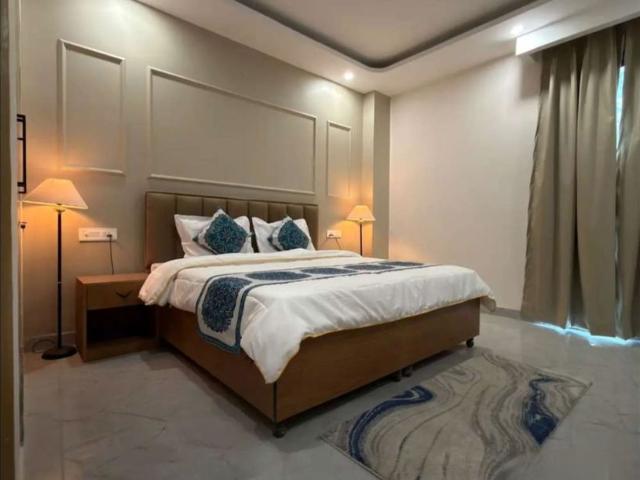 Flat for rent in Aminabad, Lucknow