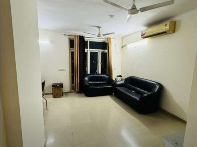 Flat for rent in Aminabad, Lucknow