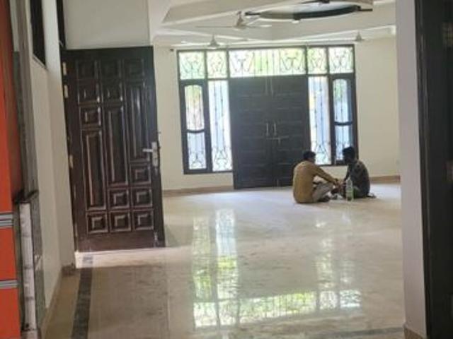 House for rent in Sector 41, Noida