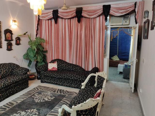 Property for rent in Moti Bagh, Delhi