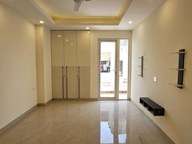 Property for rent in Sector 45, Noida