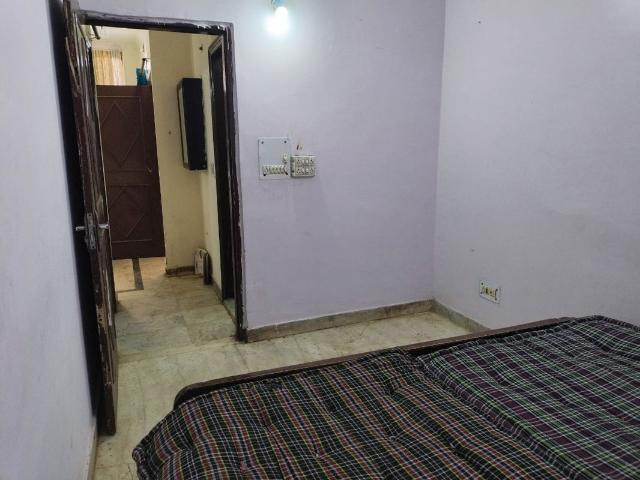 Property for rent in Deri