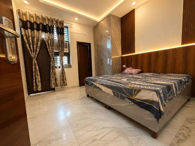 Property for rent in Moti Bagh, Delhi