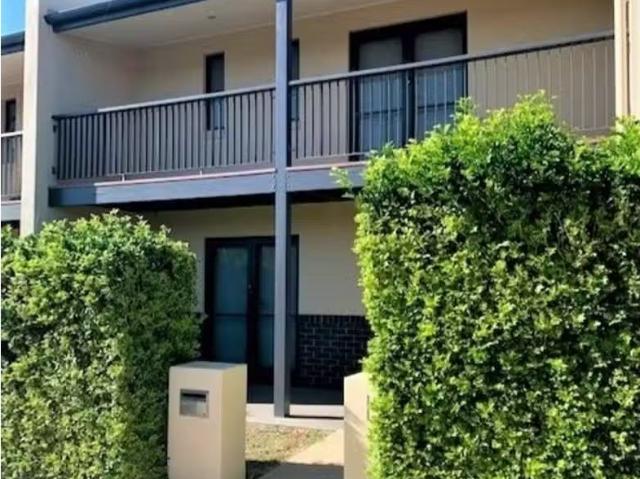 Condo for rent in Piallamore, New South Wales