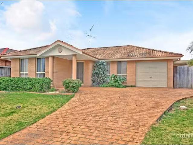 House for rent in Currans Hill, Sydney
