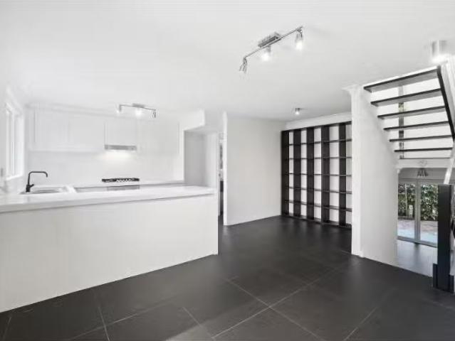 Condo for rent in Sydney, New South Wales