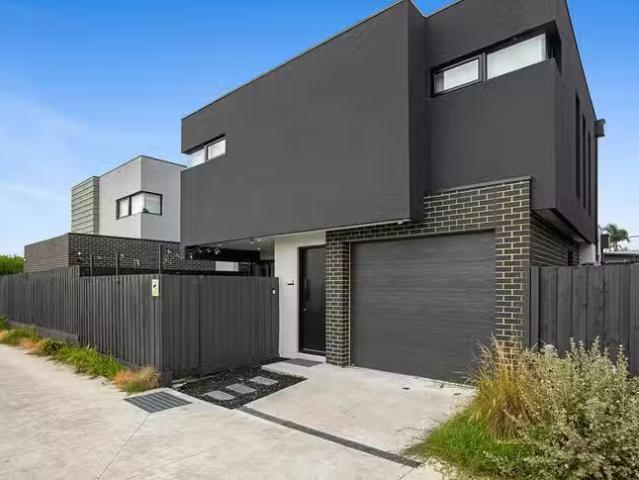 House for rent in Gormandale, Victoria