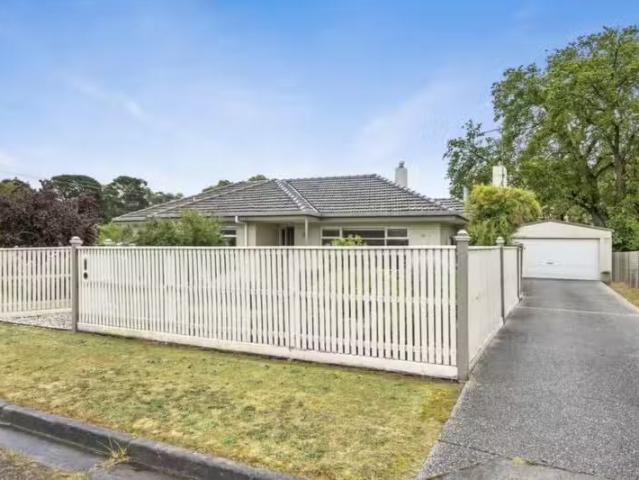 House for rent in Creswick, Victoria