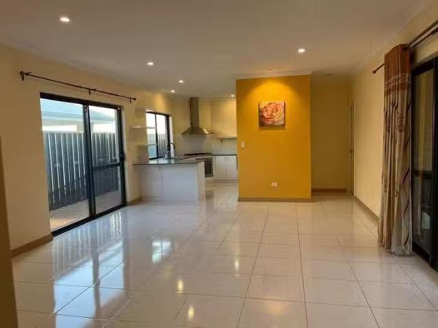 House for rent in Lower North Shore, Sydney