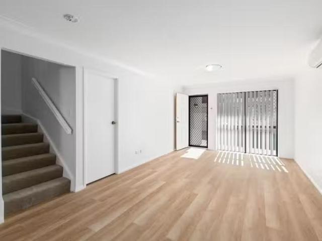 Condo for rent in Toombul, Queensland