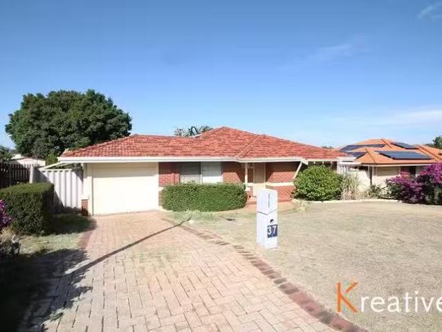 House for rent in Canning Vale, Western Australia