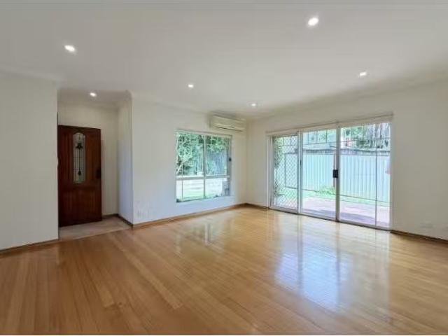 Condo for rent in Sydney, New South Wales