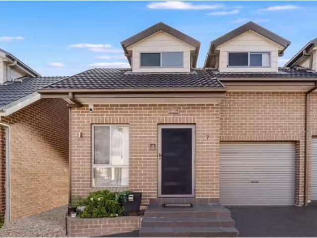 Condo for rent in Sydney, New South Wales