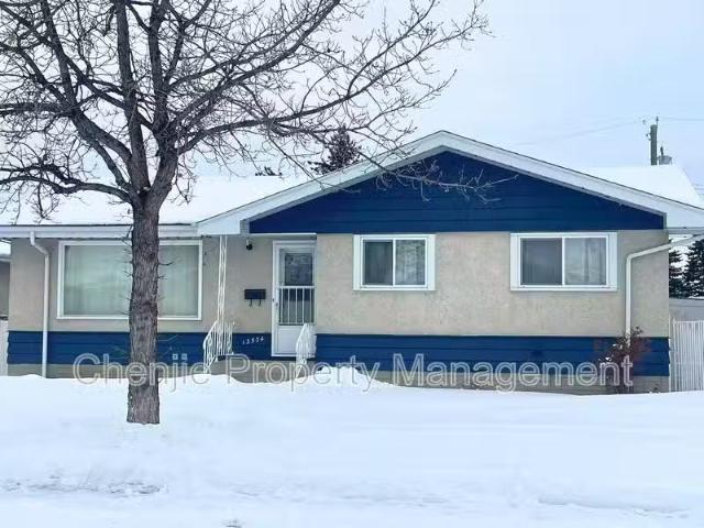 House for rent in Wedgewood, Alberta