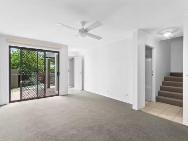 Condo for rent in Toombul, Queensland