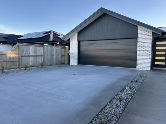 House for rent in Taranaki