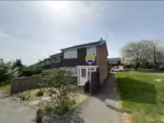 Apartment for rent in Upper Hale, Fole