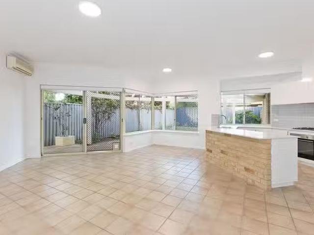 House for rent in Applecross, Western Australia
