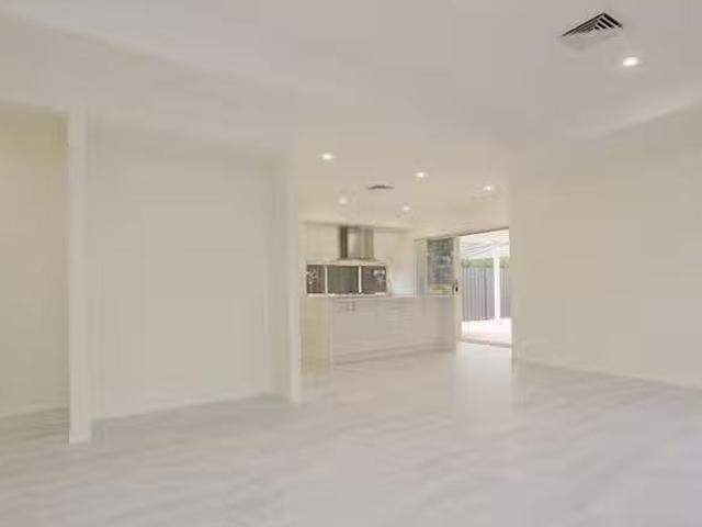 House for rent in Wilson, Western Australia