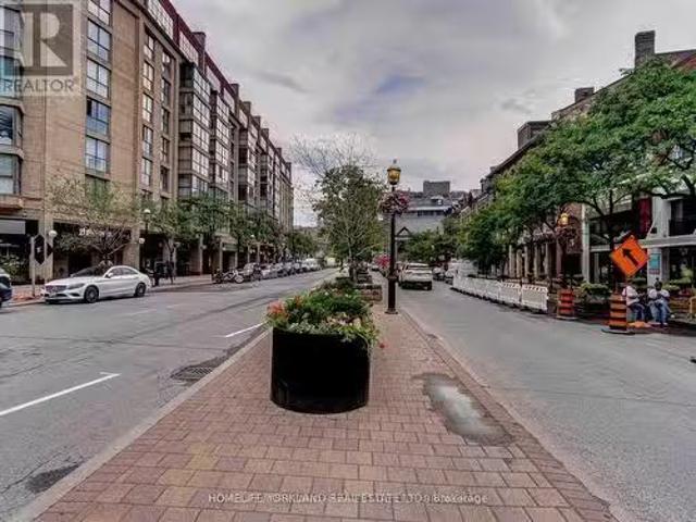 Apartment for rent in Toronto, Golden Horseshoe