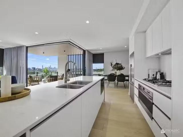 Apartment for rent in Toombul, Queensland