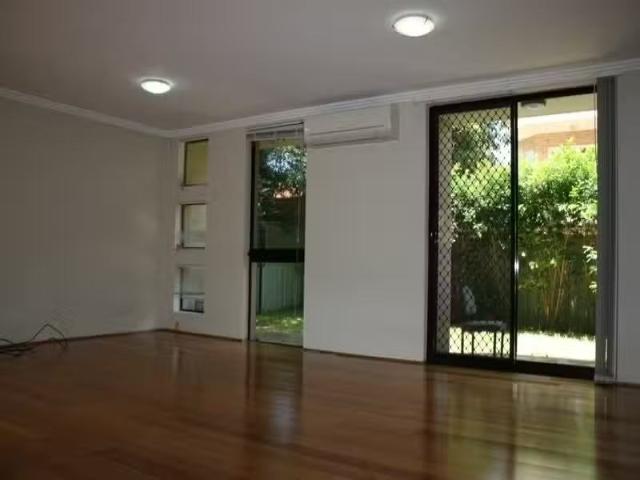 Condo for rent in Sydney, New South Wales