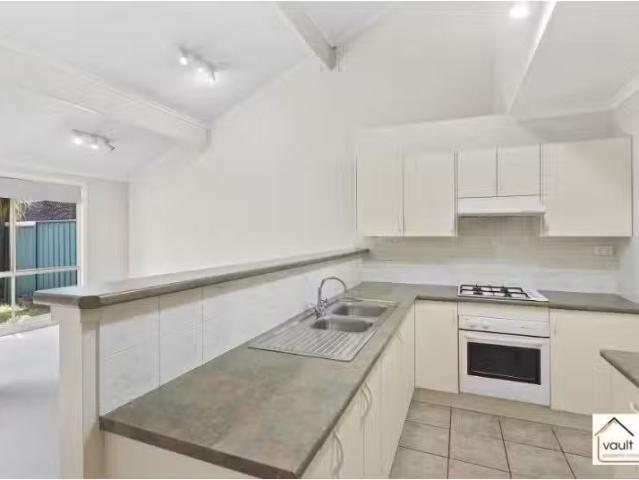 Condo for rent in Wollongong West, New South Wales