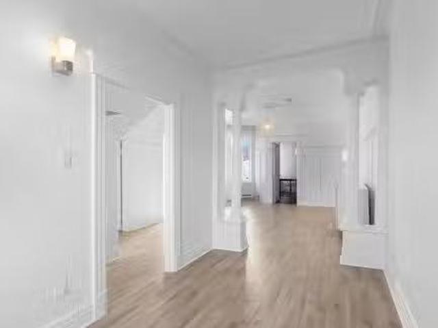 Apartment for rent in St. Leonard's, Quebec