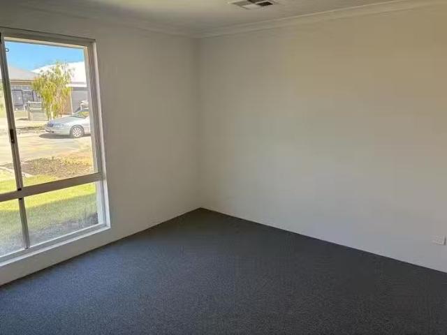 House for rent in Mandogalup, Western Australia