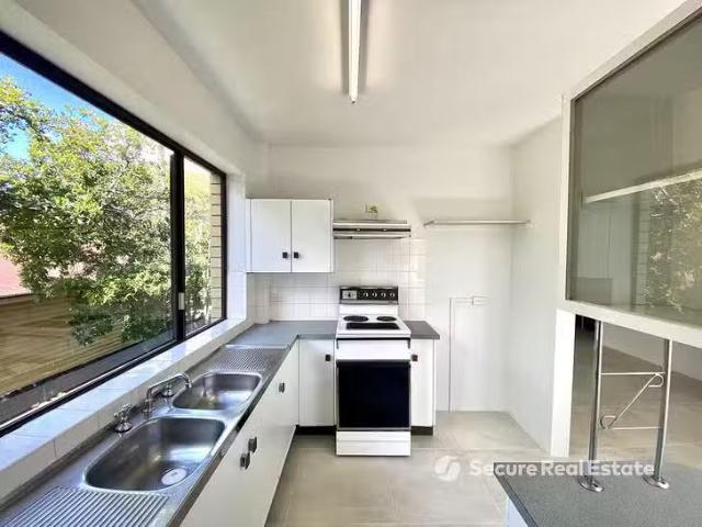 Apartment for rent in Toombul, Queensland