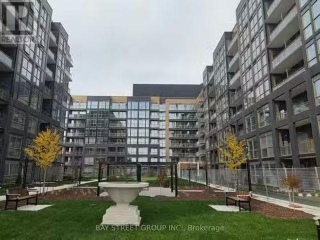Apartment for rent in Oakville, Golden Horseshoe