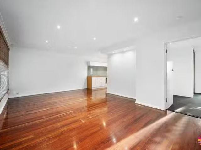 House for rent in Como, Western Australia