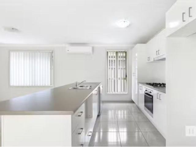 House for rent in Wadalba, New South Wales