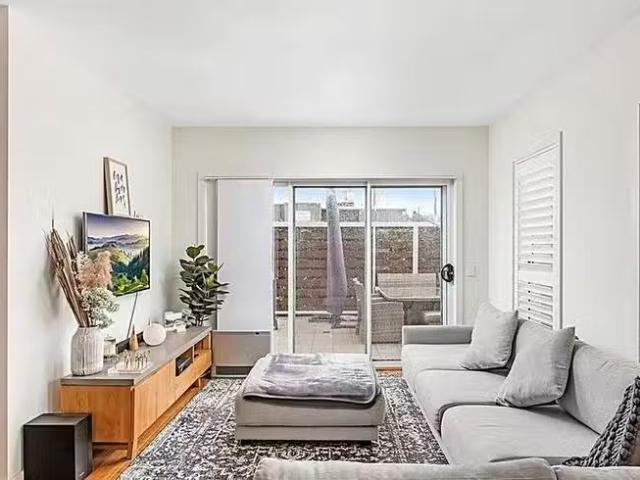 House for rent in Oak Flats Dc, New South Wales