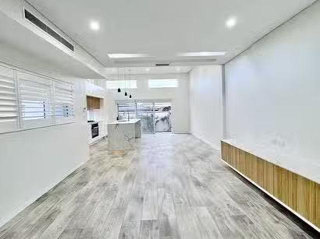 House for rent in Canley Heights, New South Wales