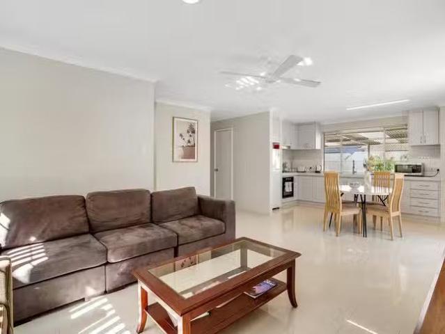 Apartment for rent in Parklands, Western Australia