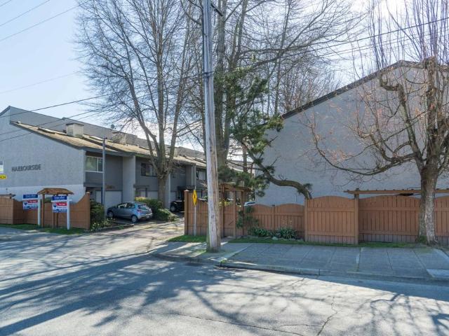 Apartment for rent in Delta, British Columbia