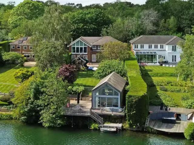 House for rent in Cobham, Elmbridge