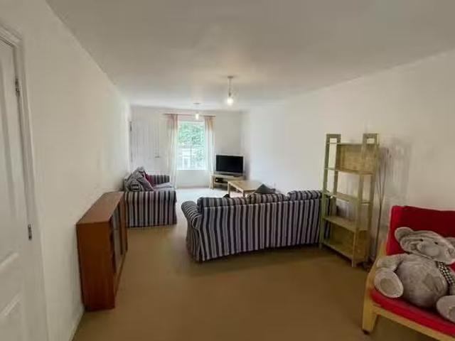 House for rent in London Borough of Croydon, Greater London