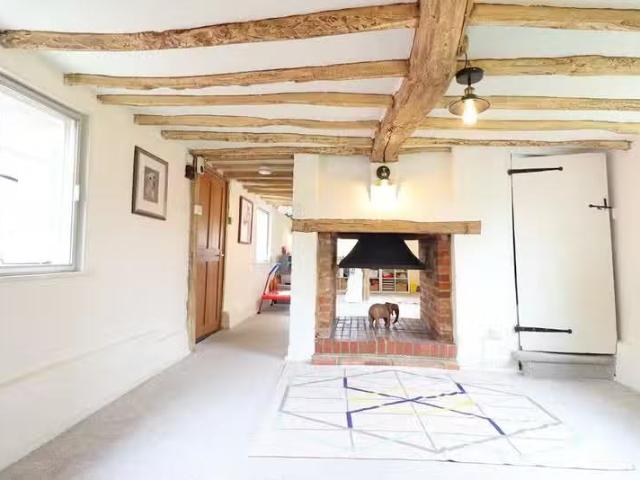 House for rent in Felsted, Duton Hill