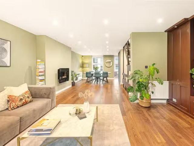 House for rent in Belsize Park, London