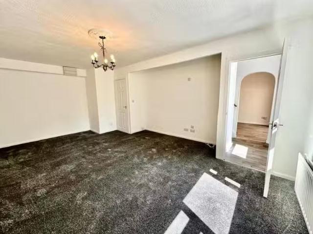House for rent in Stonydelph, Kettlebrook