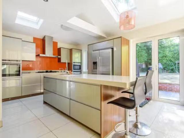 House for rent in Petts Wood, Petts Wood