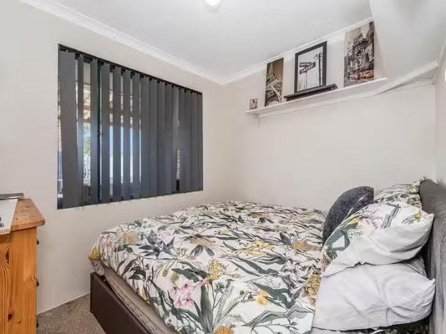 House for rent in Waikiki, Western Australia